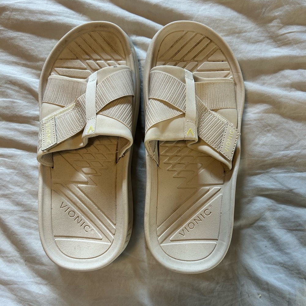 Vionic Beige Slide Sandals